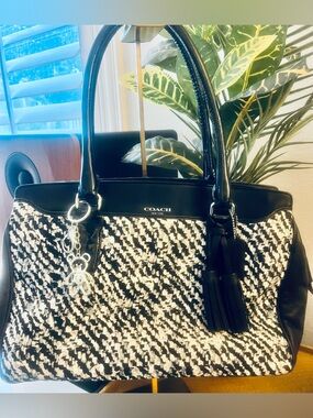COACH
Legacy Haley Satchel 25311 | Black & White Tweed pattern Leather Tassel